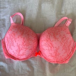 Victoria’s Secret Very Sexy Push Up Bra